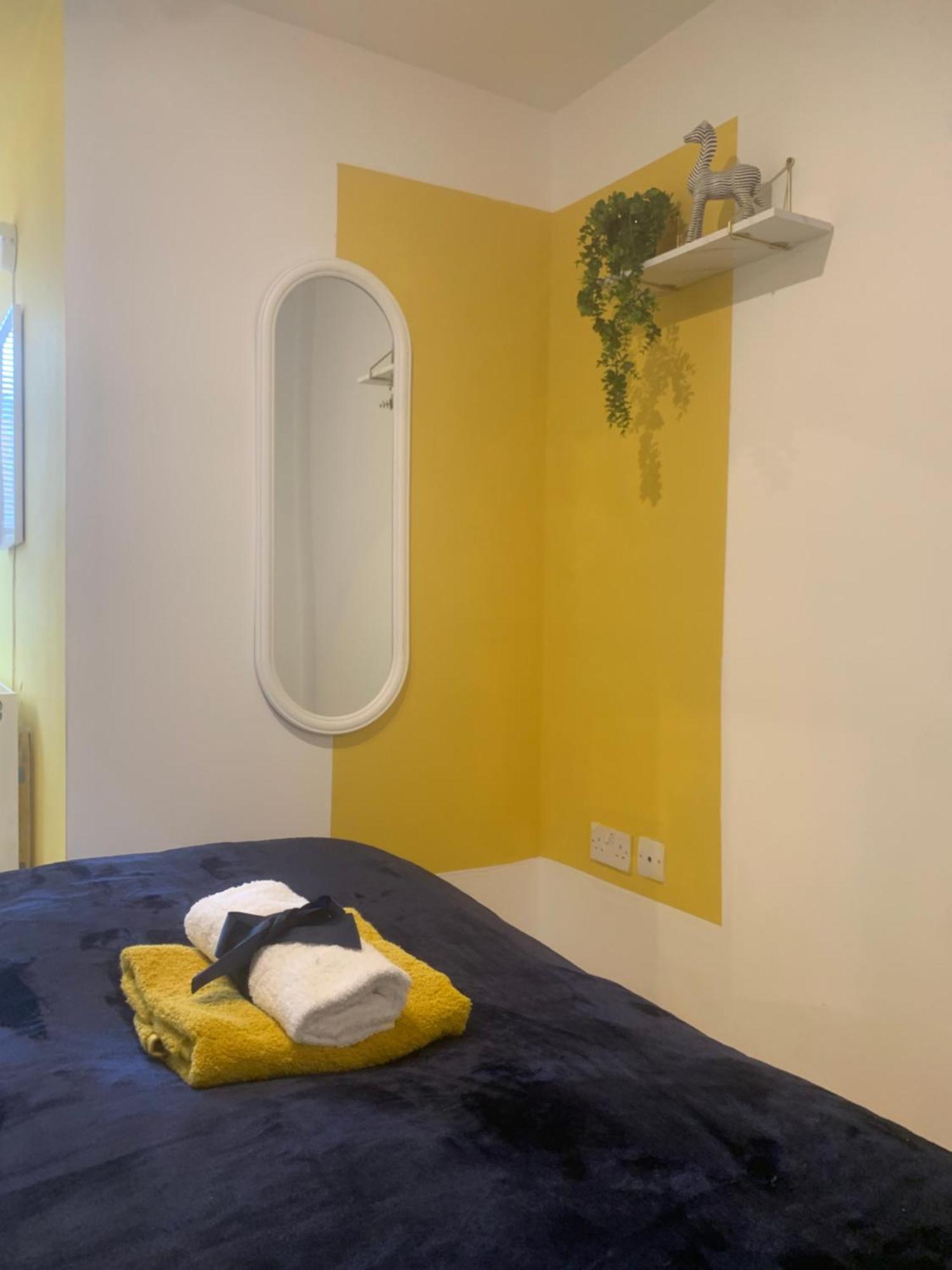 Large Modern 3 Bedroom City Centre Apartment ,Free Parking Liverpool Esterno foto